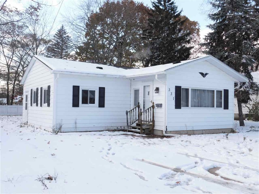 This 3 bedroom home is ready for you to call it yo