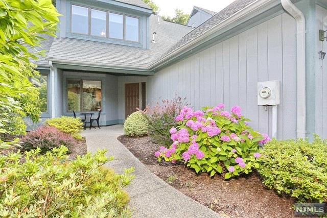 17 Braeburn Dr unit C017C, Township of Washington, NJ 07676 - photo 1