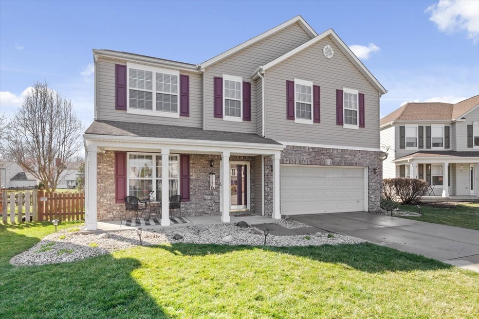 12296 Carriage Stone Dr, Fishers, IN 46037 - photo 1