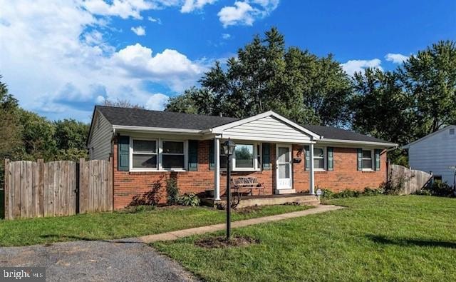 13317 Hillendale Dr, Woodbridge, VA 22193 - photo 1