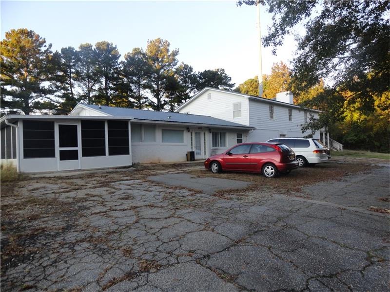 Large 2300+ square foot home, with potential. Brin