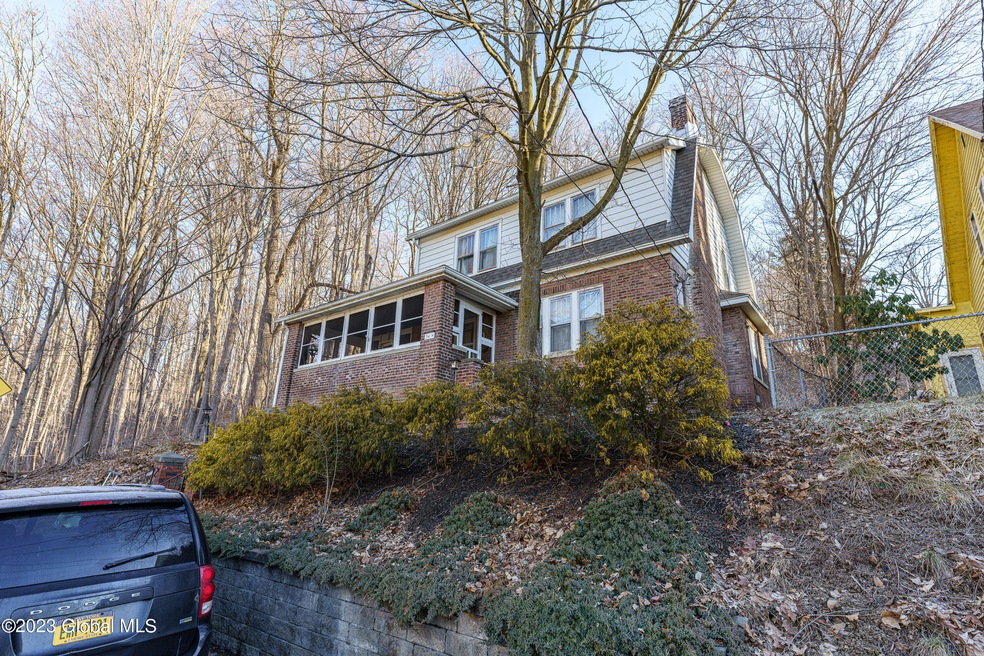 54 N Lake Ave, Troy, NY 12180 - photo 1