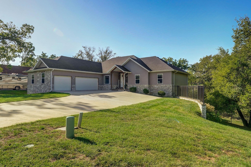 738 Rippling Creek Rd-1