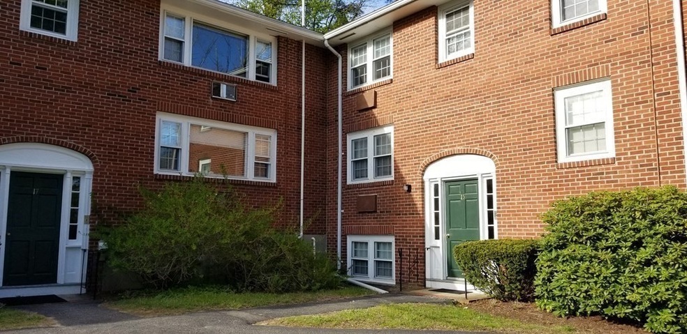 19 Park Ave unit 5, Foxboro, MA 02035 - photo 1