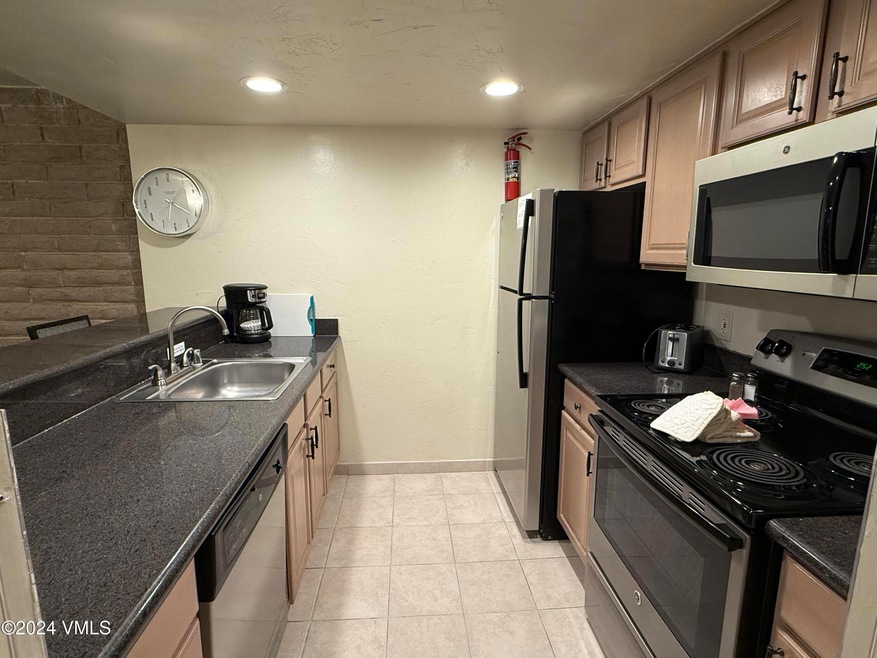 2204 kitchen