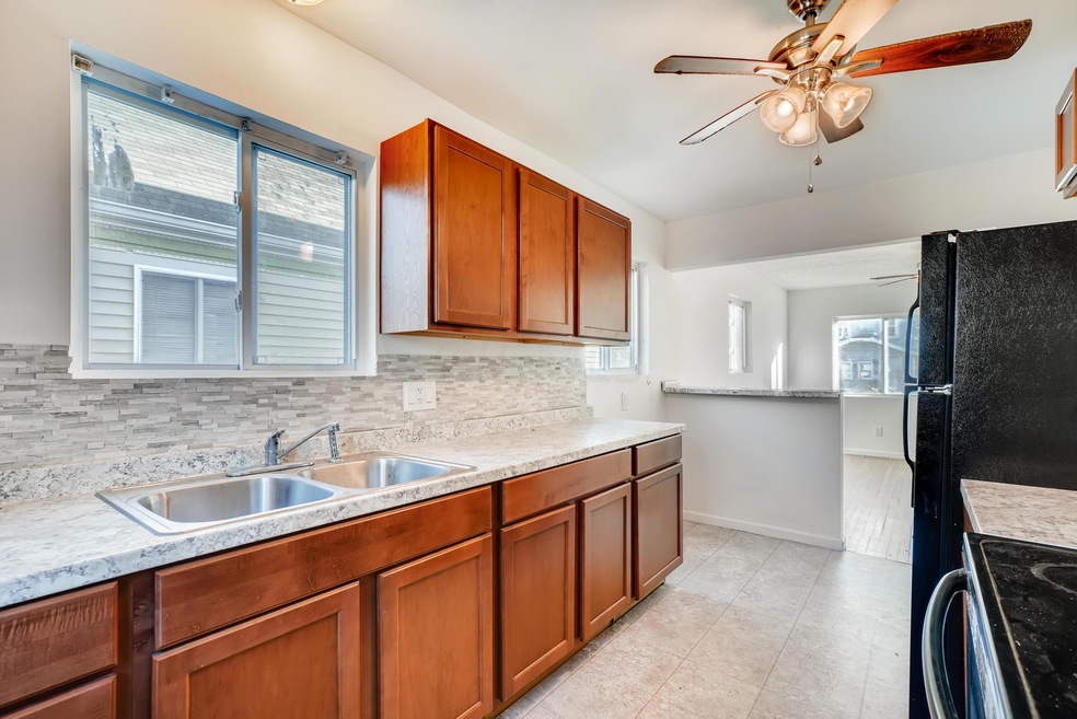 1530 E 25th Ave, Columbus, OH 43211 - photo 1