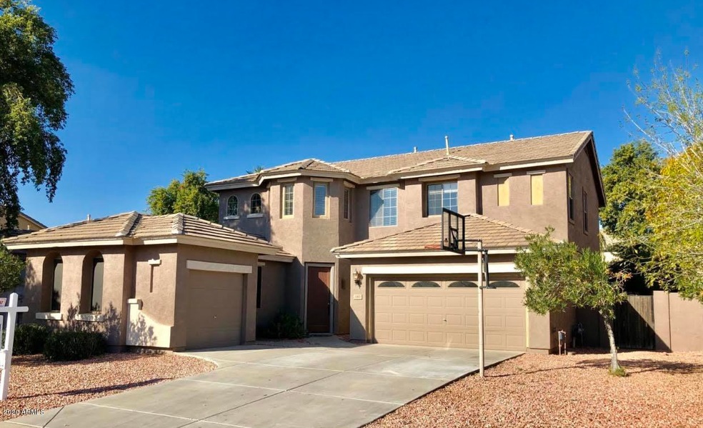 140 W. CARDINAL WAY