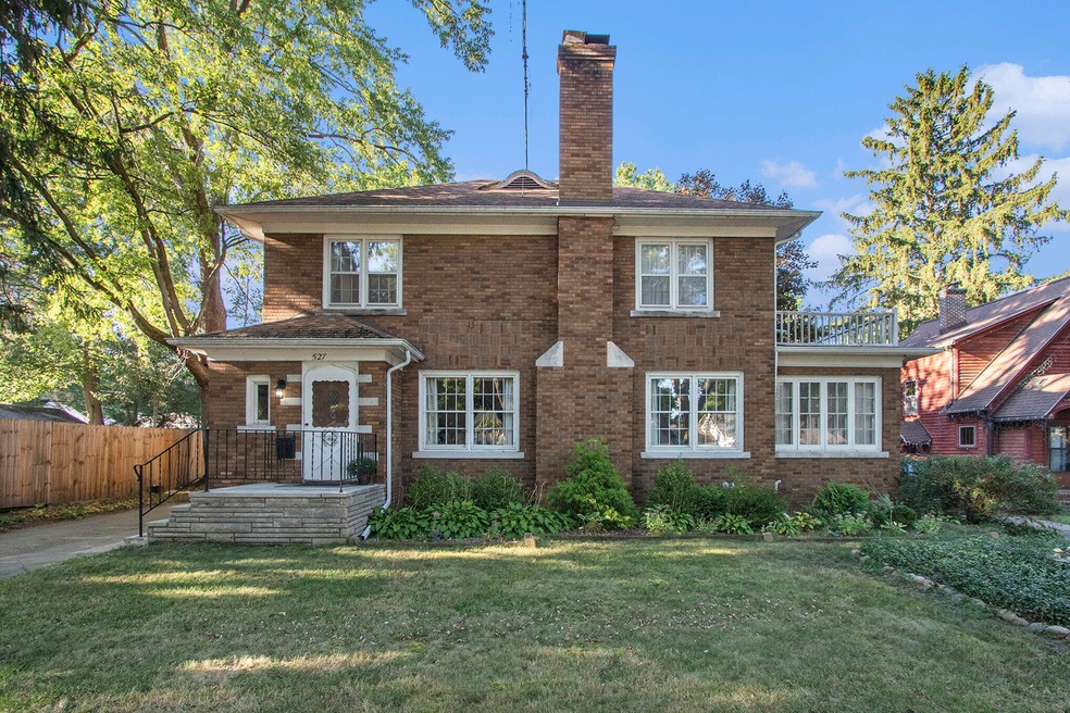 527 W Main St, Niles, MI 49120 - photo 1