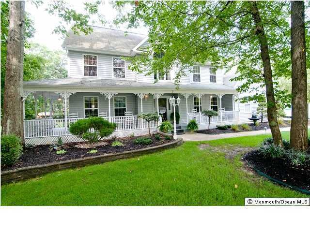 2 Dickens Ct, Howell, NJ 07731 - photo 1