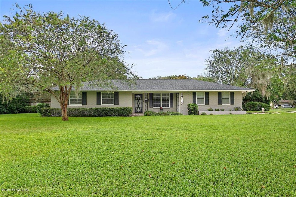 560 Mandalay Rd, Jacksonville, FL 32216 - photo 1