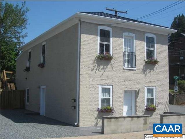 316 7th St SW unit B, Charlottesville, VA 22903 - photo 1