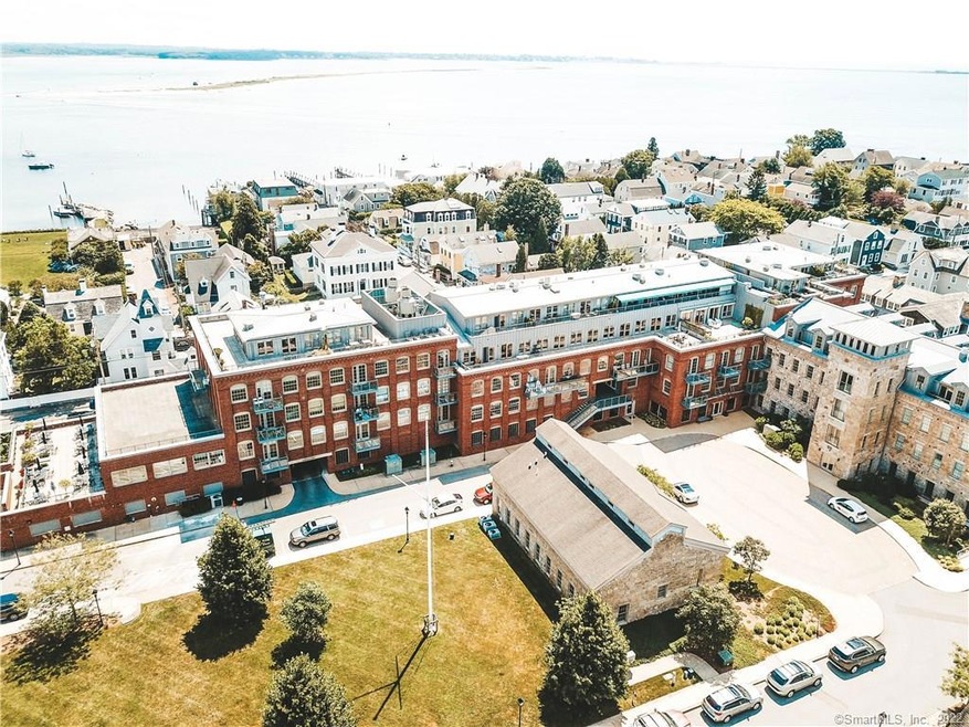 32 Water St unit 3, Stonington, CT 06378 - photo 1