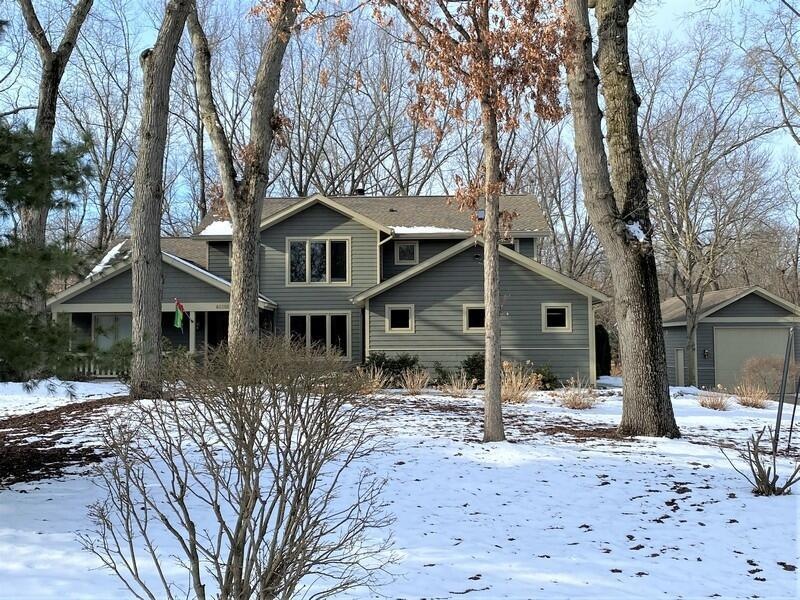 01_46301FairwayDr_900001_Front_LowRes
