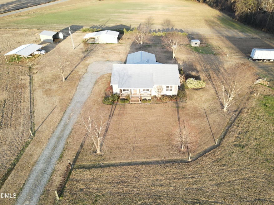 12525 N Carolina 50, Newton Grove, NC 28366 - photo 1