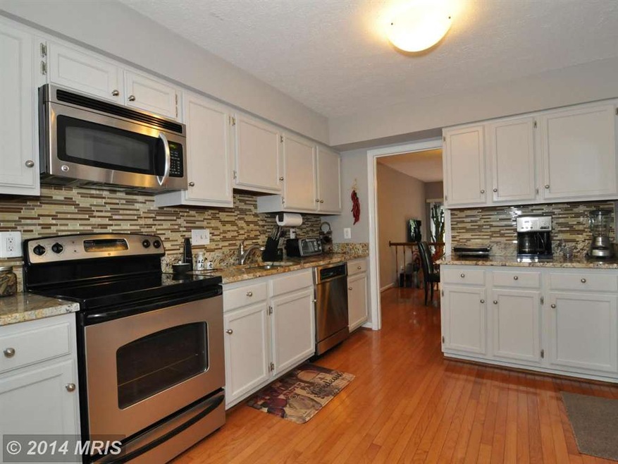 7331 Stream Way, Springfield, VA 22152 - photo 1