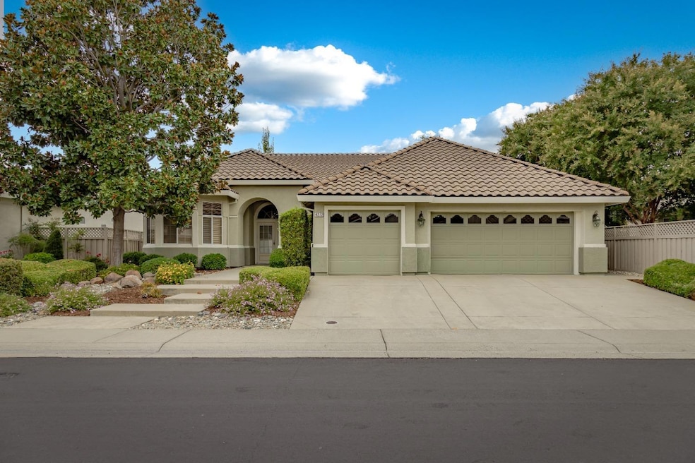 4272 Rose Creek Rd Roseville CA 95747 MLS 223093773 Homes Com   4272 Rose Creek Rd Roseville Ca Primaryphoto 