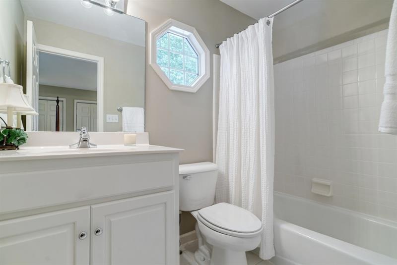 2930 Gleneagles Pointe, Alpharetta, GA 30005 - photo 1