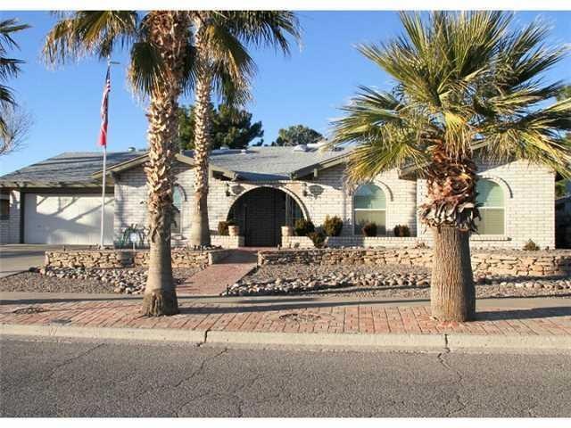 11267 Leo Collins Dr, El Paso, TX 79936 - photo 1