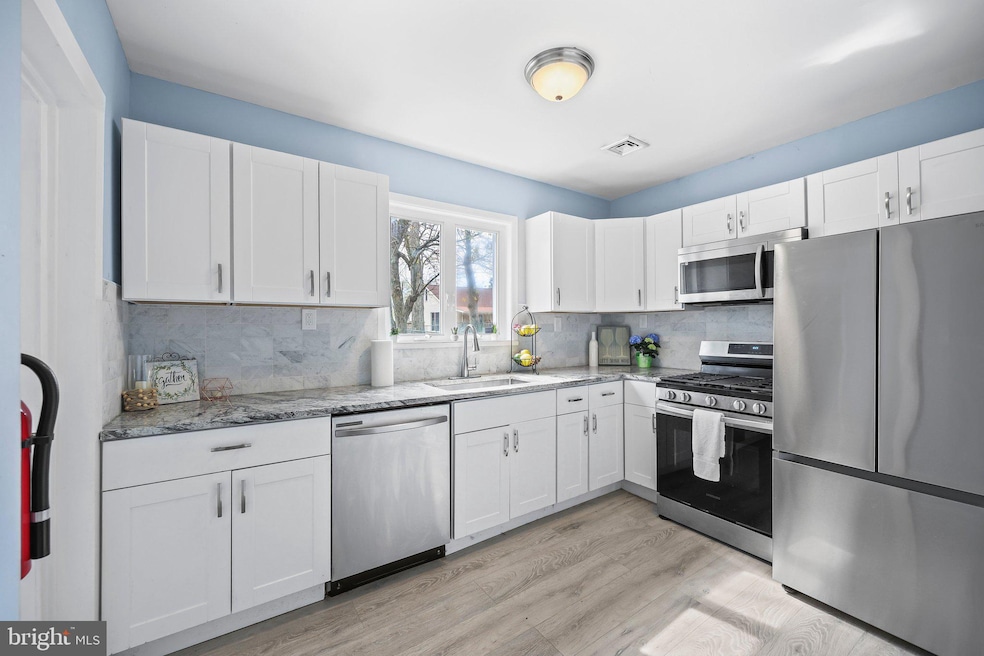 8 1st Ave, Pemberton, NJ 08068 - photo 1