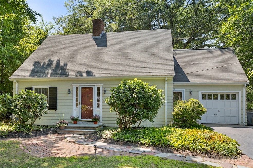 Sold $1,335,000 • Co-Listing Agent