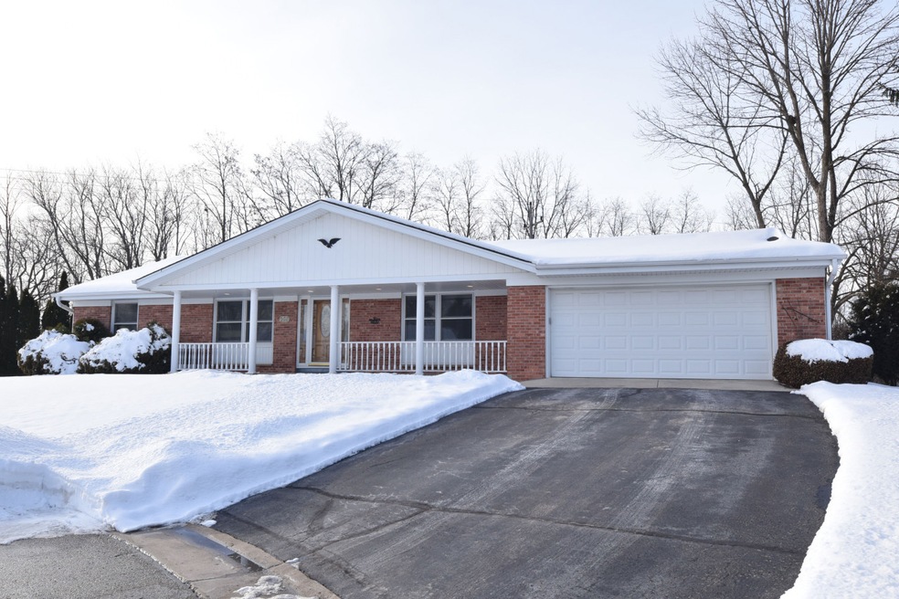 Front view of home