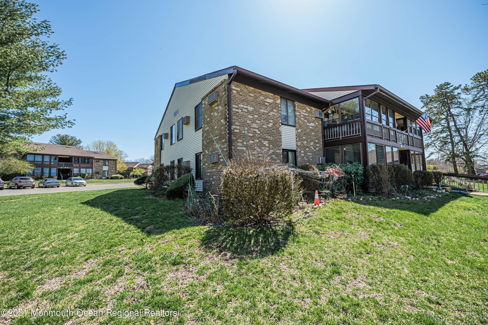 118 Amberly Dr unit J, Manalapan, NJ 07726 - photo 1
