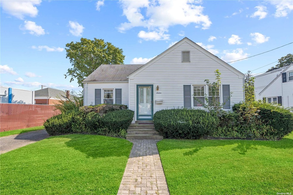 Sold $348,000 • Co-Listing Agent