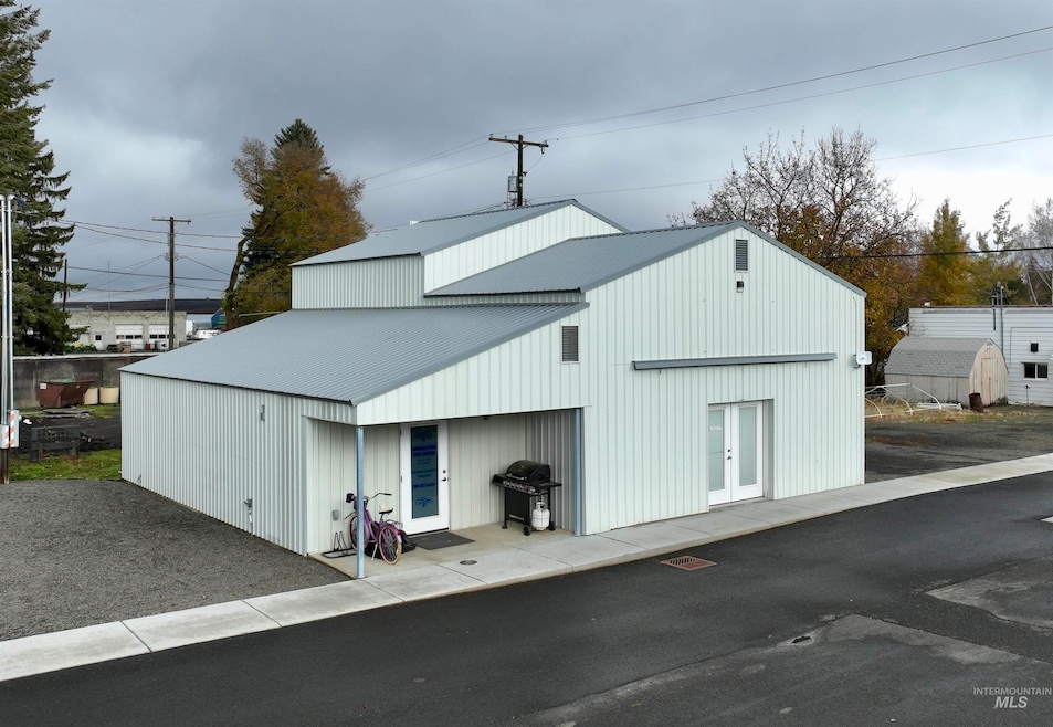 505 5th Ave, Nezperce, ID 83543 - photo 1