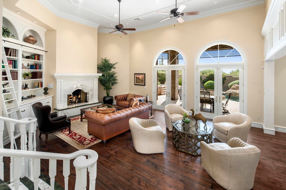 Expansive Great Room & Sitting Area