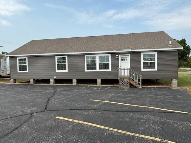 11975 Northland Dr unit M6- Modular, Cedar Springs, MI 49319 - photo 1
