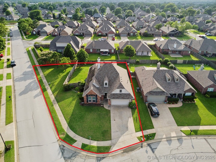 4770 S 204th East Ave, Broken Arrow, OK 74014 - photo 1