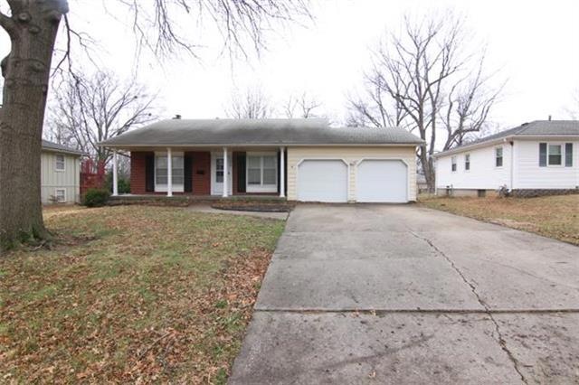 5228 Bond St, Shawnee, KS 66203 - photo 1