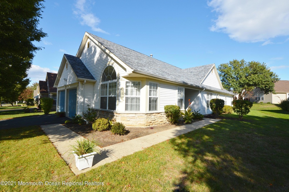 2673 Meadow Lake Dr, Toms River, NJ 08755 - photo 1