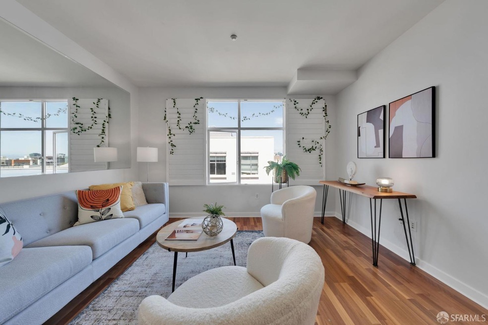 ? Quiet & Private – Courtyard-facing position ensures a peaceful, low-noise retreat in the city.