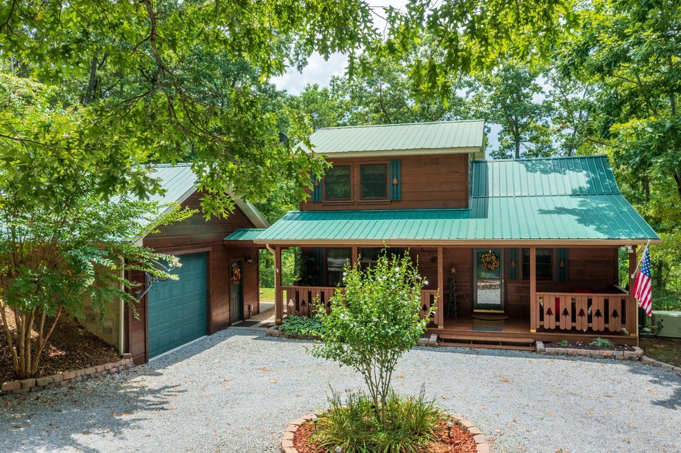 Sold $605,000