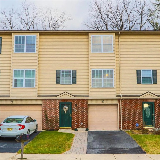 597 S Lehigh Gap St, Walnutport, PA 18088 - photo 1