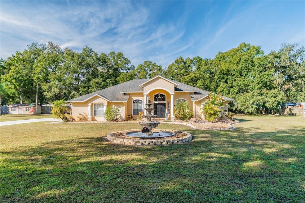 5327 Garden Ln, Tampa, FL 33610 - photo 1
