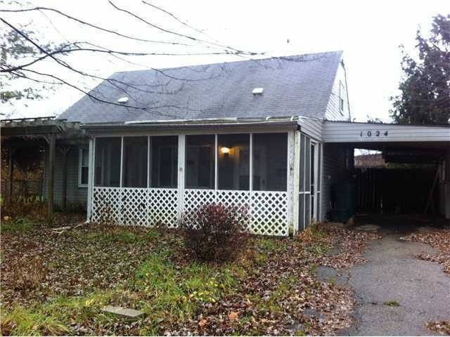 1024 Dimson Dr E, Columbus, OH 43213 - photo 1