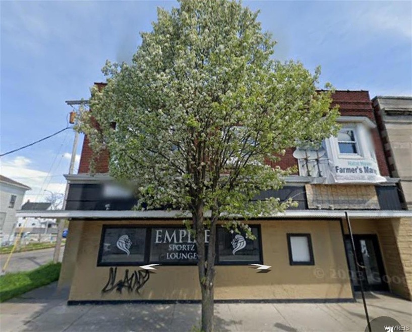 1602. Pine #2 Ave, Niagara Falls, NY 14301 - photo 1