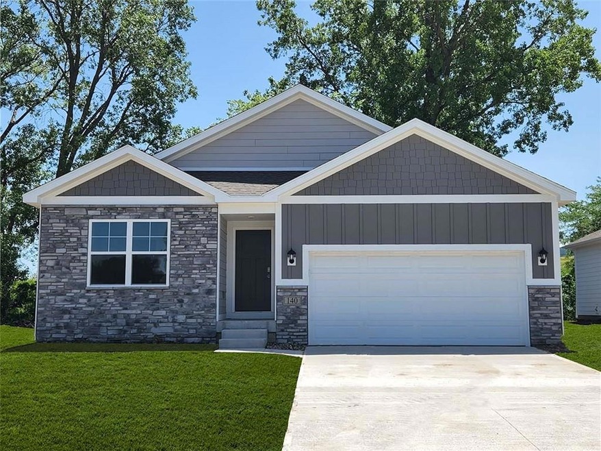 2806 50th St, Des Moines, IA 50310 - photo 1