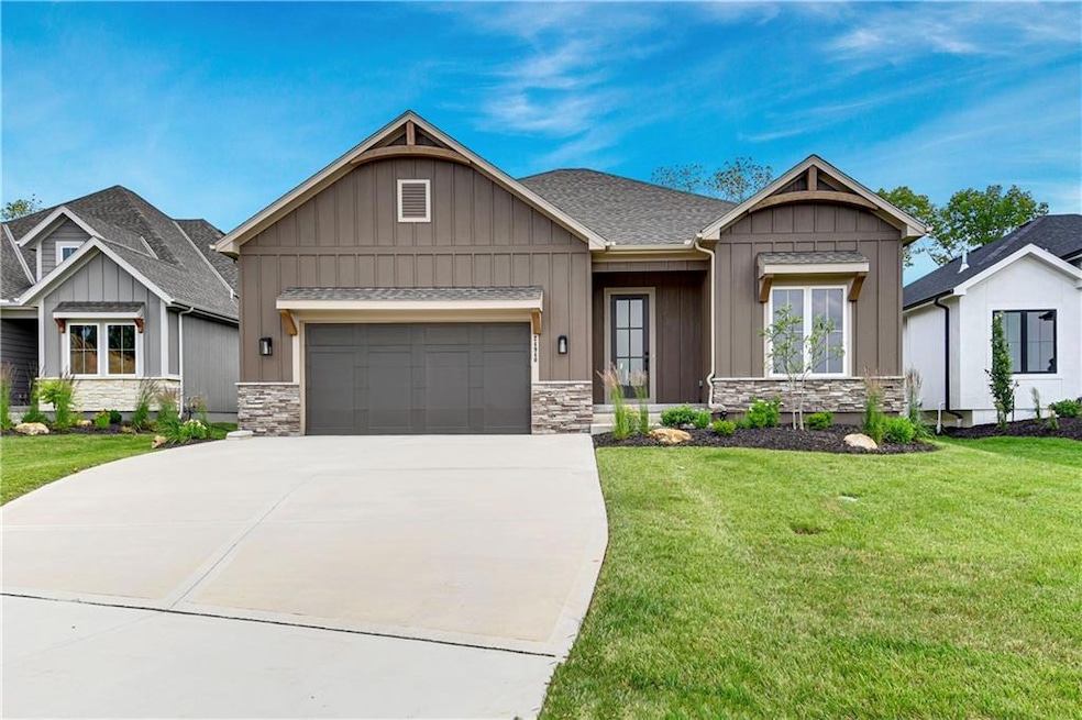 24940 W 98th Place, Lenexa, KS 66227 - photo 1