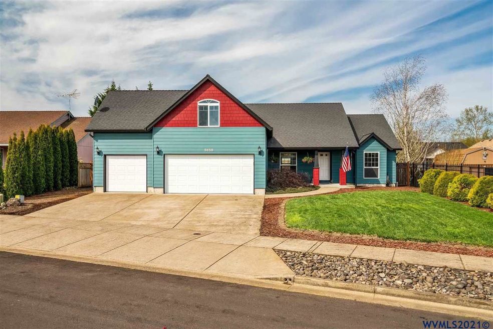 5658 Umpqua Ln NE, Albany, OR 97321 - photo 1