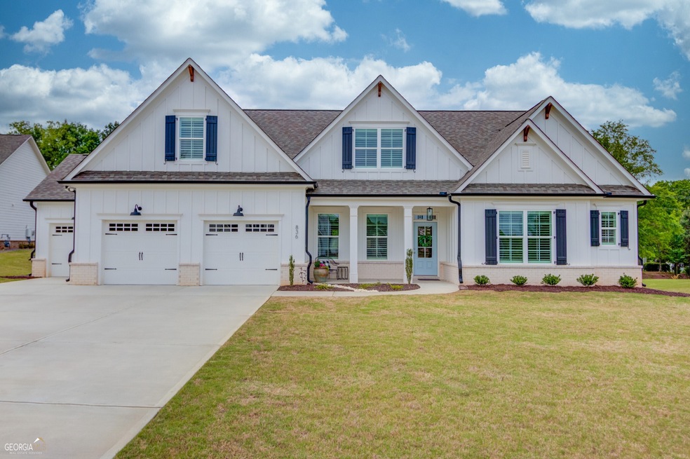 836 Champagne Ln, Hoschton, GA 30548 - photo 1