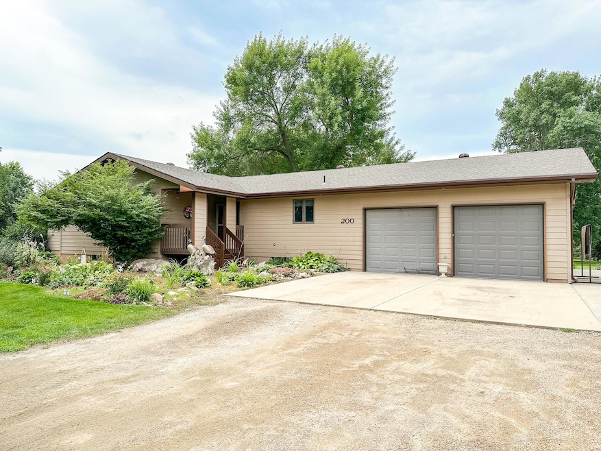 Pending $369,900