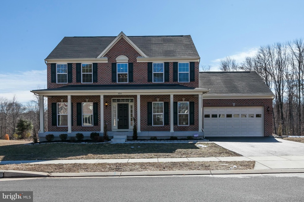 904 Gladway Rd, Middle River, MD 21220 - photo 1