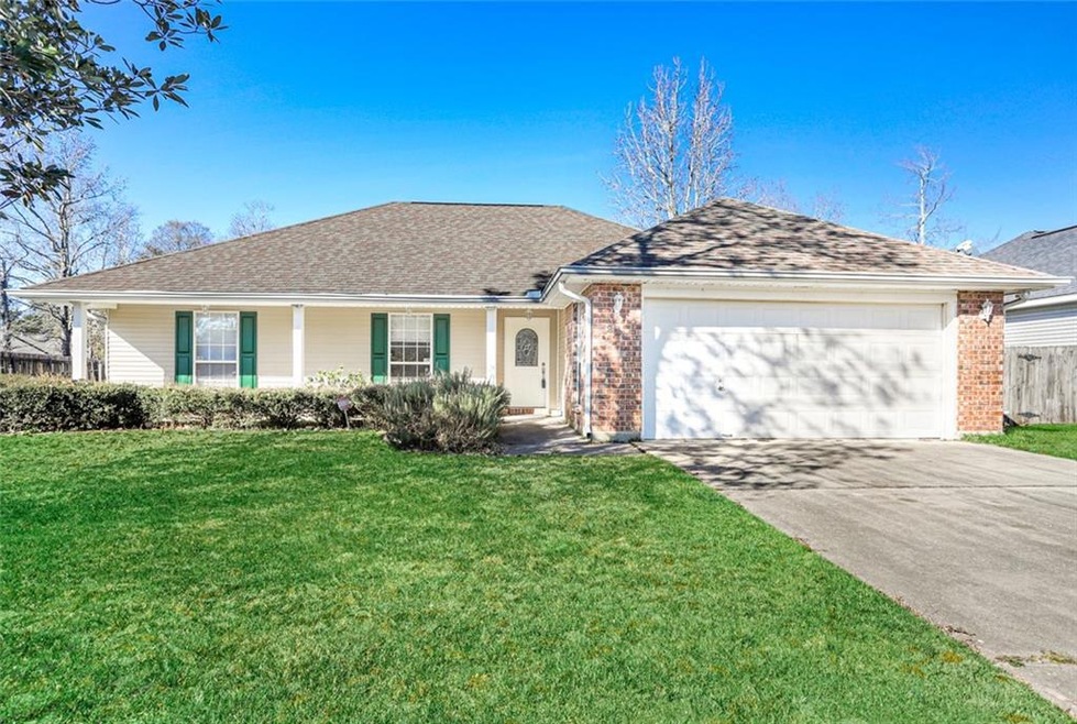 226 Megan Ln, Slidell, LA 70458 - photo 1