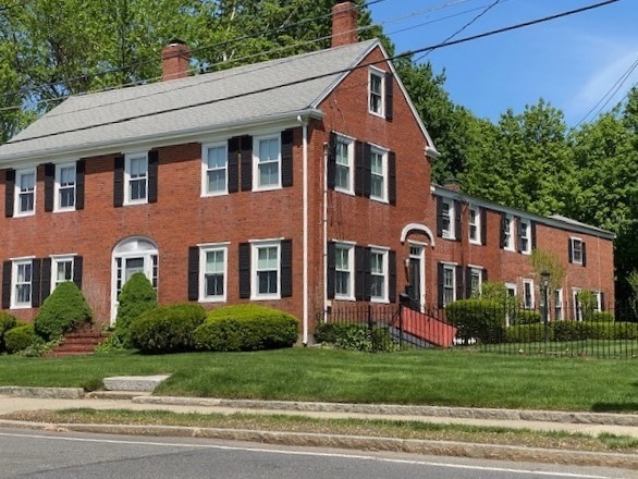 252 Main St unit 3 Rear, Wakefield, MA 01880 - photo 1