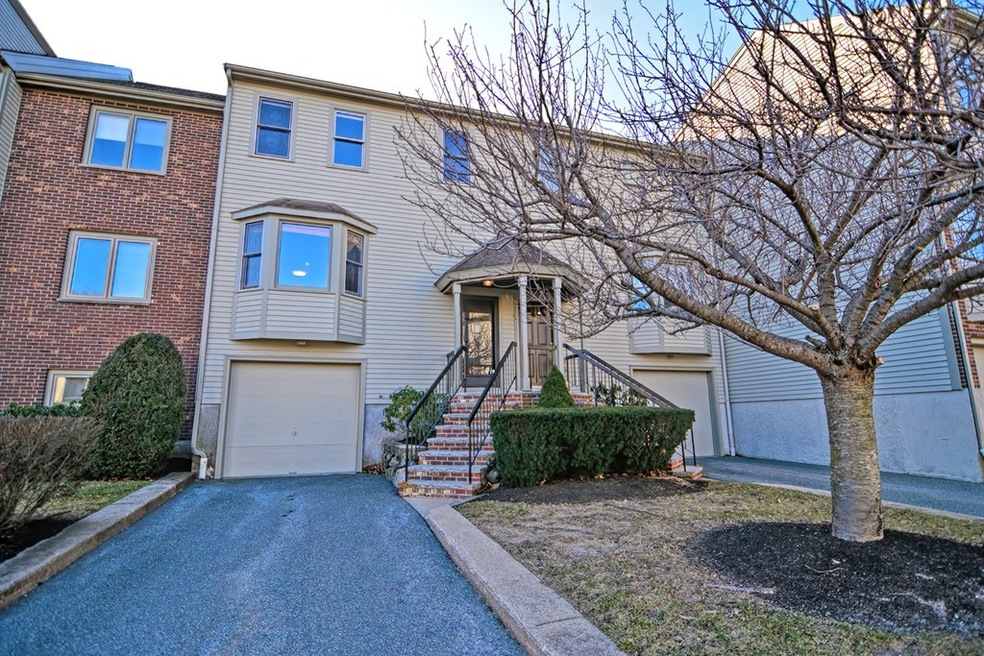 62 Maple St unit L, Canton, MA 02021 - photo 1