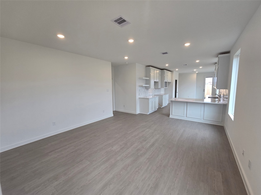 1062 Blue Stone Dr, Beasley, TX 77417 - photo 1