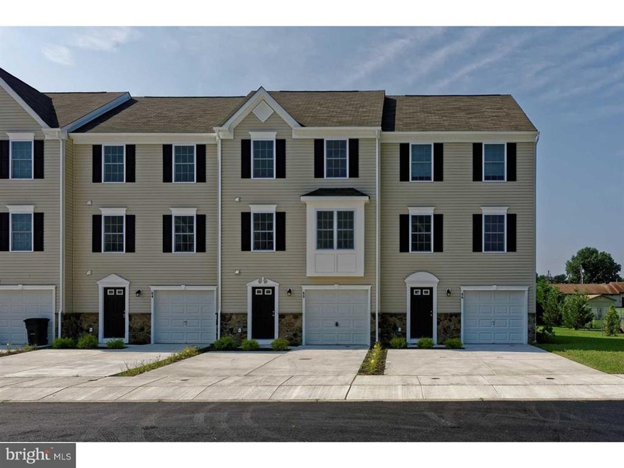 2102 E Oak Rd unit E5, Vineland, NJ 08361 - photo 1